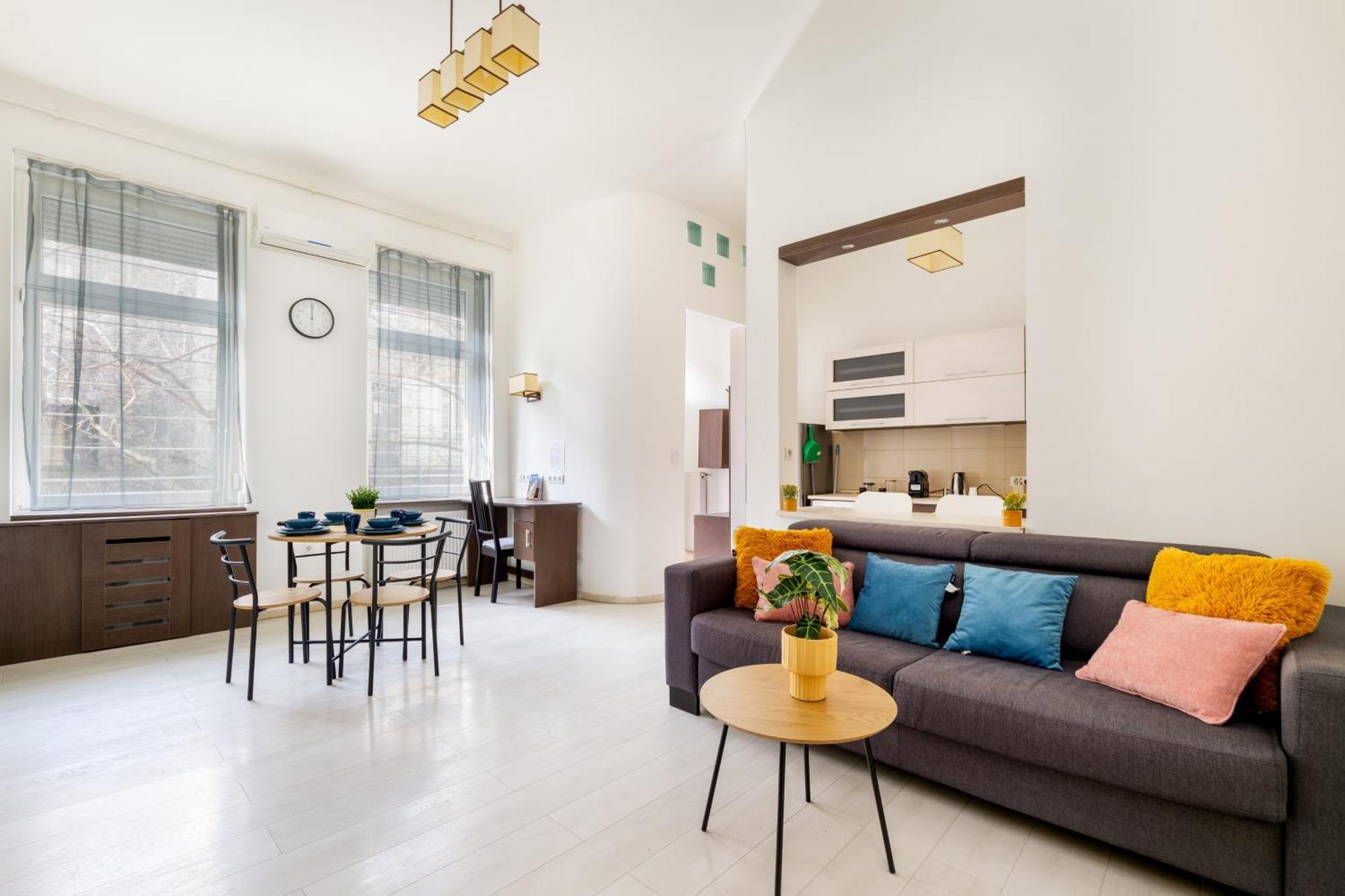 Not Work Pm N Apartment Budapest